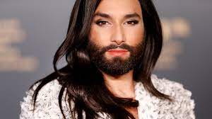 O metamorfozie austriackiego piosenkarza thomasa neuwirtha, znanego jako conchita wurst. Conchita Wurst Opened Up About Being Hiv Positive Teen Vogue