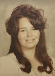 Lorraine Lott's Instagram, Twitter & Facebook