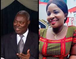 Kumuyi been awarded a doctorate degree at the university of abuja. Pastor Kumuyi Is One Of Those People Who Ruined My Childhood Mercy Benjamin Grassroots Online