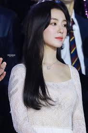 10 Of Red Velvet Irene S Most Elegant Photos Koreaboo Gadis Ulzzang Selebritas Gadis Cantik