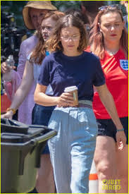 ✧ like or reblog if you use/save. Millie Bobby Brown Sadie Sink Get Back To Work On Stanger Things Set Photo 4112941 Millie Bobby Brown Sadie Sink Stranger Things Pictures Just Jared