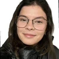 900+ "Julia Pires" profiles