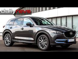 A défaut de matériaux de très grande qualité, mazda a intégré une foule de bonnes idées pour rendre les plastiques plus agréables au toucher et à l'œil, quand bien. 2020 Mazda Cx 5 Machine Grey Dailyrevs Com Mazda Mazda Cx5 Design