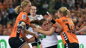 Lade handball bundesliga frauen livestream highlights. Dhb Frauen Erleben Desaster Gegen Die Niederlande