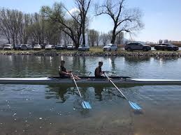 Υπηρεσία μετάφρασης (αγγλικά προς ελληνικά/ελληνικά προς αγγλικά). Enas Iereas Apo Ton Bolo Kerdizei Metallia Sthn Kwphlasia Astratv