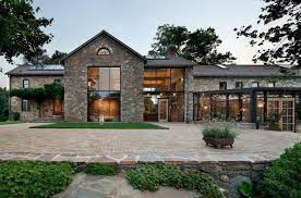 Modern Redesign Of This Old Country House And A Beautiful Addition Of Contemporary Architectural Elements To The Ru Old Country Houses Rural House Rustic House
