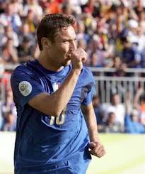 Il 9 luglio del 2006, sette anni fa, a berlino, la nazionale italiana di calcio diventò campione del mondo per la quarta volta nella sua storia, battendo in finale la francia, ai rigori. Mondiale 2006 Italia Passa Gli Ottavi Di Finale Sdamy