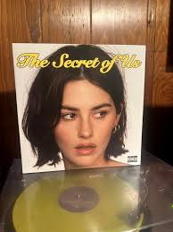 I was Today Years Old when I realized Grammy Nominated Gracie Abrams was  the daughter of 'Star Wars' & 'Star Trek' director JJ Abrams Just never put  it together 😂