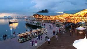 Seperti yang anda sedia maklum, sempena dengan tahun melawat malaysia 2014, saya akan menyenaraikan info dan tempat pelancongan yang menarik yang ada di setiap negeri di malaysia. 11 Tempat Menarik Di Johor Bahru Macam Macam Ada