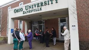 Seniors commit random acts of kindness