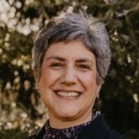 Janet Wakefield's Instagram, Twitter & Facebook