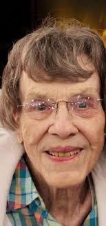 Stacy Hutchins's Instagram, Twitter & Facebook