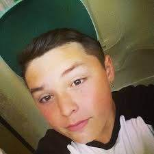 Max Nathan-Simons (@MaxLovesACDC)