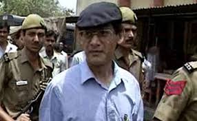 He wrote this book based on a telephonic conversation. Ndtv On Twitter Serial Killer Charles Sobhraj To Undergo Open Heart Surgery In Nepal Https T Co A9xkrucv86