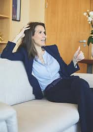 Sophie wilmès's new job has been described as a poisoned chalice due to political divisions. A Quoi Ressemble Le Quotidien De Sophie Wilmes