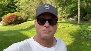 @Kenny_Mayne's video Tweet