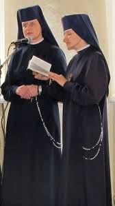 Congregation Of The Sisters Of The Immaculate Heart Of Mary Of Fatima Extraordinary Life Nuns Habits Daughters Of Charity