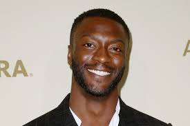 Who is in the cast of Netflix's Black Mirror season 4?