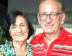 Eu fui na casa do tinga, mas o tinga...