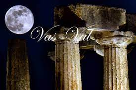 Η απόσταση γης σελήνης στο απόγειο: H Panselhnos Twn Loyloydiwn Sto Nao Toy Apollwna Ths Arxaias Korin8oy Loutrakiblog