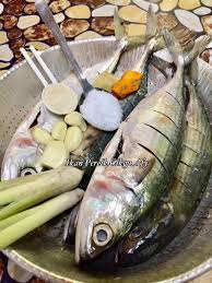 Free resepi ikan kembung percik terengganu resepi mudah dan menggamit nostalgia menu. Resepi Buat Ikan Percik Sebenar Wanita Ini Bongkar Rahsia Masak Kuah Yang Dituntut Bersila Depan Maknya Mingguan Wanita