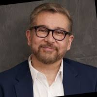 Take a look to this webinar to understand how AI can help Medical Writing  while being compliant with regulations and principles.