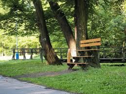 Nájdete ich v turčianskej kotline, ktorú obklopujú pohoria veľká fatra, malá fatra, žiar a kremnické vrchy. KupeÄ¾ny Areal Zlate Kupele Turcianske Teplice Oficialna Stranka