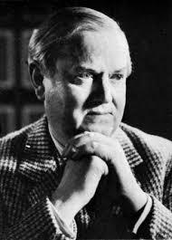 Evelyn Waugh's Instagram, Twitter & Facebook