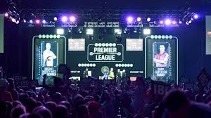 Live darts scores at darts 24 offer darts live scores and results, providing also leg results, h2h stats, odds comparison and other live score information from premier league 2021 and many other darts competitions. Finale Der Darts Premier League Findet 2021 In Berlin Statt Rbb24