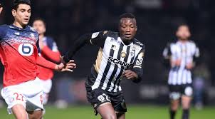 En cet été, la ligue 1 a vécu un mercato particulièrement mouvementé jusqu'à sa conclusion au soir du lundi 31 août. Mercato Tous Les Transferts Officiels En Ligue 1 Psg Om Ol Rennes Asse