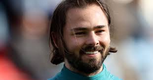 Bradley Dack scores late