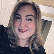 Beth Pitcher's Instagram, Twitter & Facebook