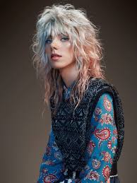 Haarfarbe graues haar moderne frisuren für graue haare. Frisuren Fur Mittellange Haare Mach Mal Halblang