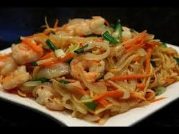 Mung bean noodle sometimes is also referred as crystal noodles. Chinese Stir Fried Noodles With Shrimp Chinese Cooking Healthy Cooking Asian Recipes
