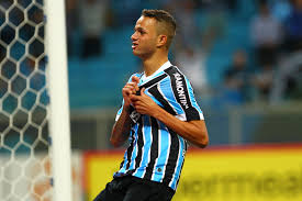 Vamos luan jogar volei, já que essa seleção é só panelinha pelo amor de deus né, essa seleção do tite só tem pereba né cássio. Com Caxumba Luan Para Por 10 Dias E Desfalca Gremio E Selecao Olimpica Gazeta Esportiva