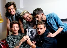 One direction 2014 1d and 5sos louis shoes harry styles photoshoot cute guys one direction pictures larry stylinson louis and harry boy bands. The 33 Best Photos From Zayn Malik S Time In One Direction Teen Vogue
