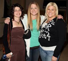 Spinal Tap smartly strips down in Anaheim