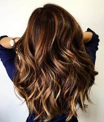 Because wavy, coarse, and thick hair has a spiral shape, the natural oils produced by the scalp take longer to get to the tip than with normal hair and should select a cut with long layers for women. 50 Exquisite Layered Haircuts For Thick Hair Hairstylecamp