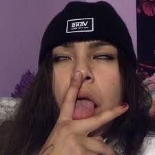 Jada Cooper's Instagram, Twitter & Facebook