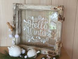 Altes Fenster Kreidemarker Winter Kreidemarker Winter Altes Fenster In 2020 Alte Fenster Alte Fenster Dekorieren Alte Fenster Ideen