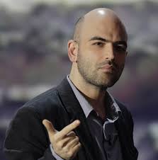 SIAMO STANCHI DI SAVIANO E DEL SUO PRESSAPPOCHISMO DEL SUO FALSO VITTIMISMO  DEL SUO FANGO GRATUITO CONTRO I PARTITI CONTRARI