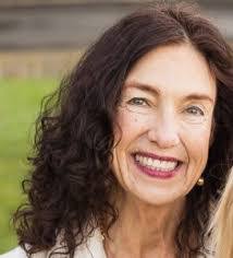 Kathleen Ellertson's Instagram, Twitter & Facebook