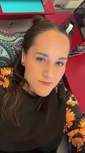 🌻💜Just_Bee💜🌻 (@martinmama81)