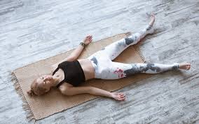 5 yoga poses that improve your sleep