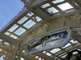 Photos The Crystal Palace Reopens As A Family Style Restaurant Without Characters Laughingplace Com