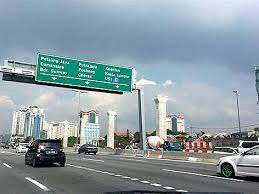 There have a direct bus and direct train working on the line from kl to shah alam. Kesas Lebuhraya Shah Alam E5 Klia2 Info