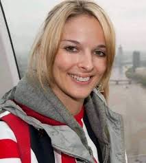 If you are a big fan say 'yes'🥰