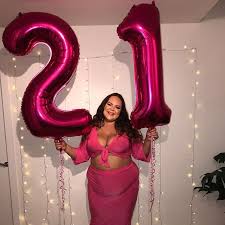 Hire a professional photographer, take him along, and let them be creative with the things available for you in the park. 21st Birthday Outfit Ideas Plus Size On Stylevore