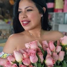 Arlenys Jimenez's Instagram, Twitter & Facebook