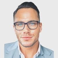 Derek Baines's Instagram, Twitter & Facebook